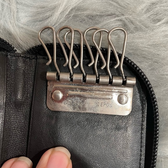 Prada Key Holder 🔥 - Picture 7 of 7